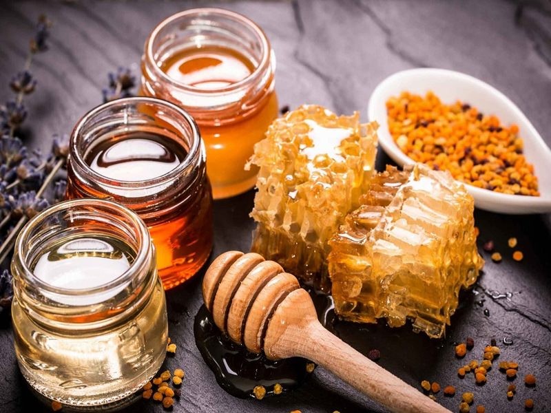 Mật ong ruồi thiên nhiên nguyên chất giúp tăng cường hệ miễn dịch và bồi bổ cơ thể Mật ong ruồi thiên nhiên nguyên chất giúp tăng cường hệ miễn dịch và bồi bổ cơ thể