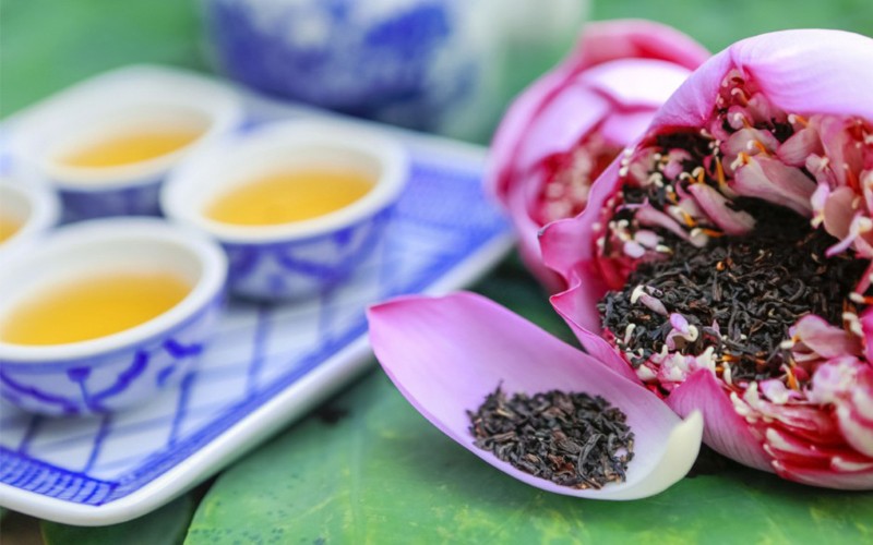 Trà ướp sen Tây Hồ thủ công truyền thống loại trà đắt nhất Việt Nam thuộc phân khúc trà ướp hoa