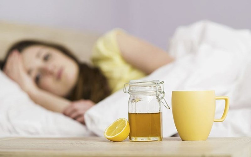 Uống mật ong khi gặp tình trạng ho nhẹ hoặc cảm lạnh